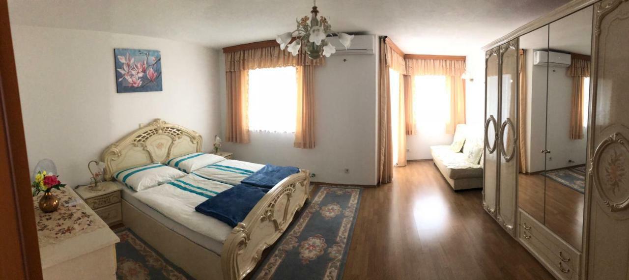 Apartments M&M Terzic Porec Esterno foto